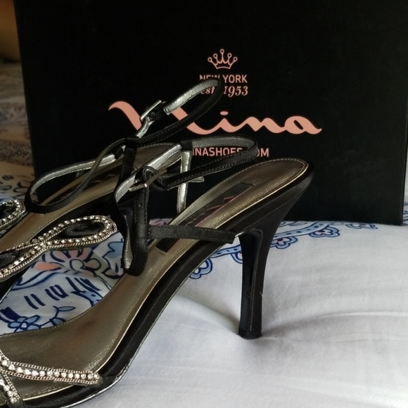 Nina strappy sandal - Picture 3 of 4